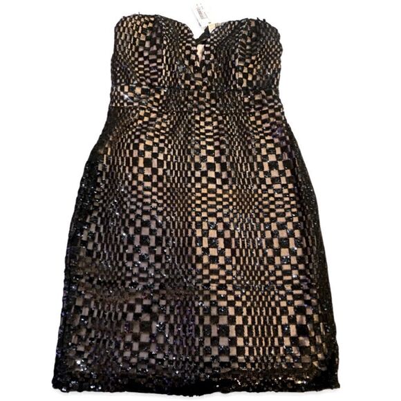 Dress – Size Medium TFNC London Halo Mini Sequin - Picture 1 of 4
